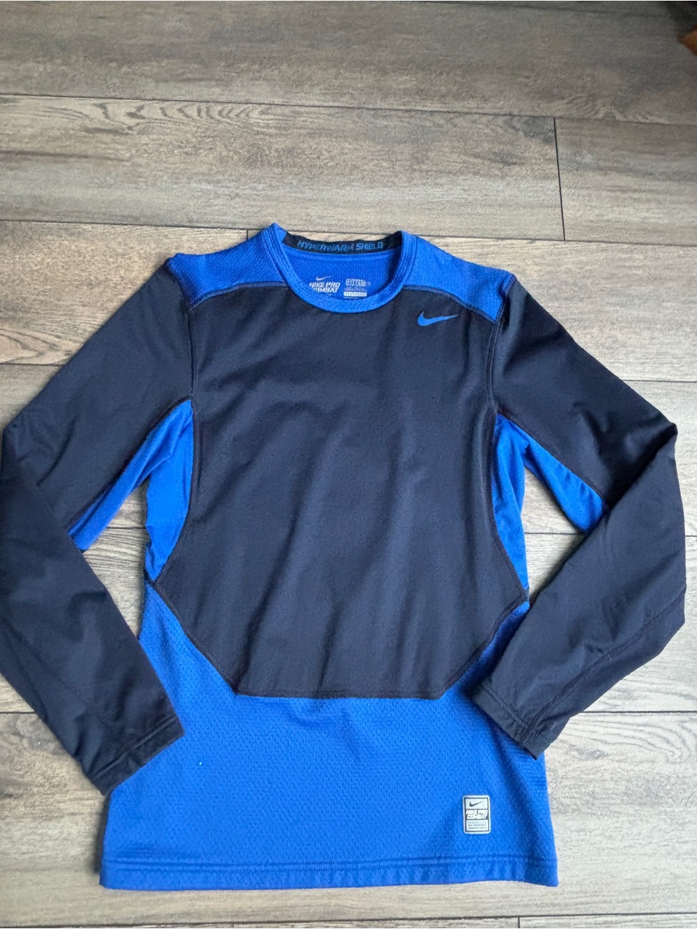 Men’s Nike Pro Combat Dri-FIT Compression Long Sleeve Crew Colorblock Blue Sz S